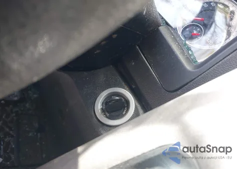 2021 Ram 1500 Classic Tradesman 4X4 6'4 Box из США, поврежденный, VIN 3C6JR7AT4MG641110